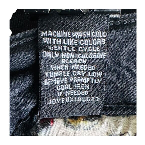 Ed Hardy Men's Slim Tapered Jeans Black Skull Dagger Embroidered Size 38 - Picture 12 of 12